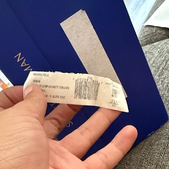 NEW w/Box Stuart Weitzman Brooklyn Low Top Sneakers - Picture 10 of 10